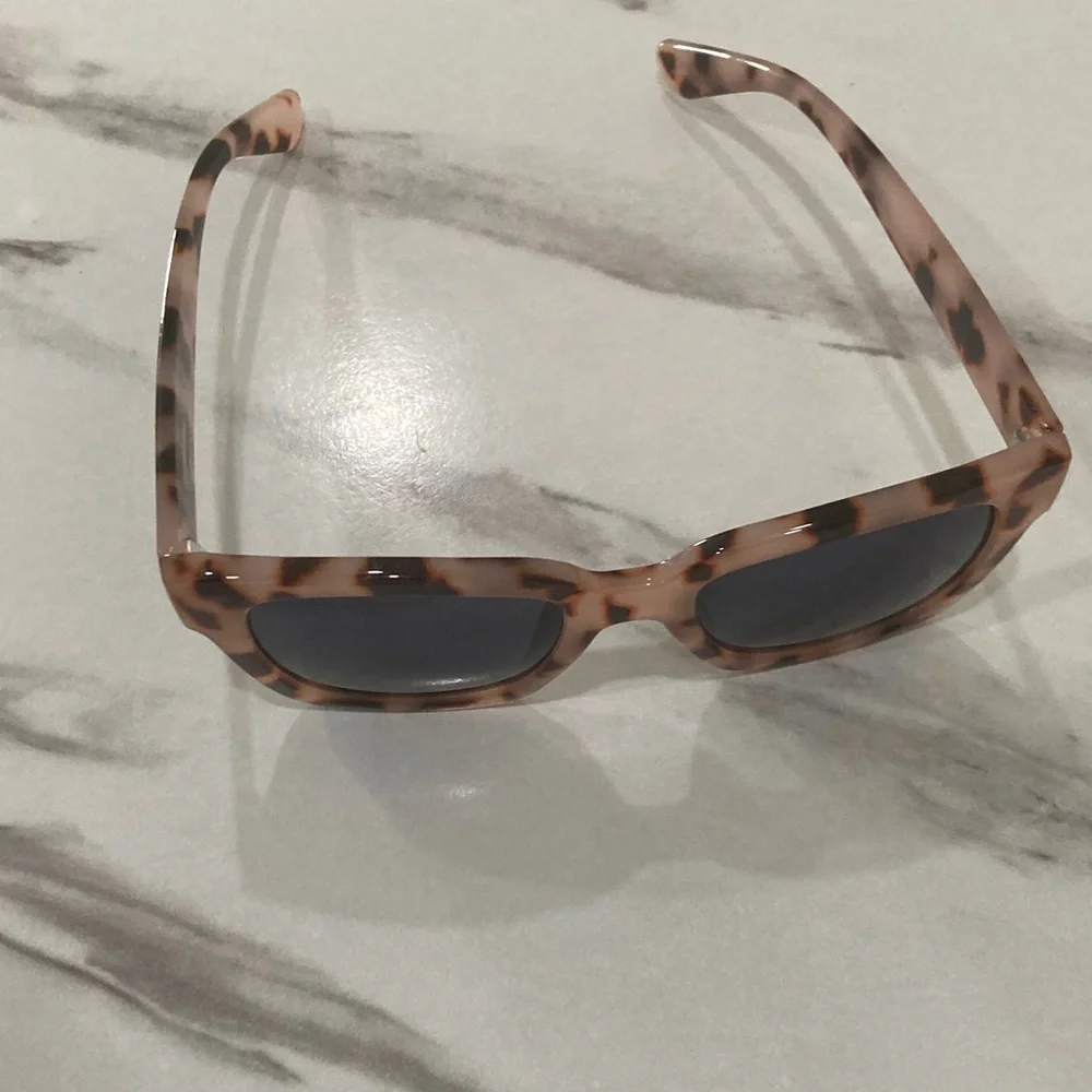 J. Crew Tortoiseshell Square Sunglasses - Brown/Black